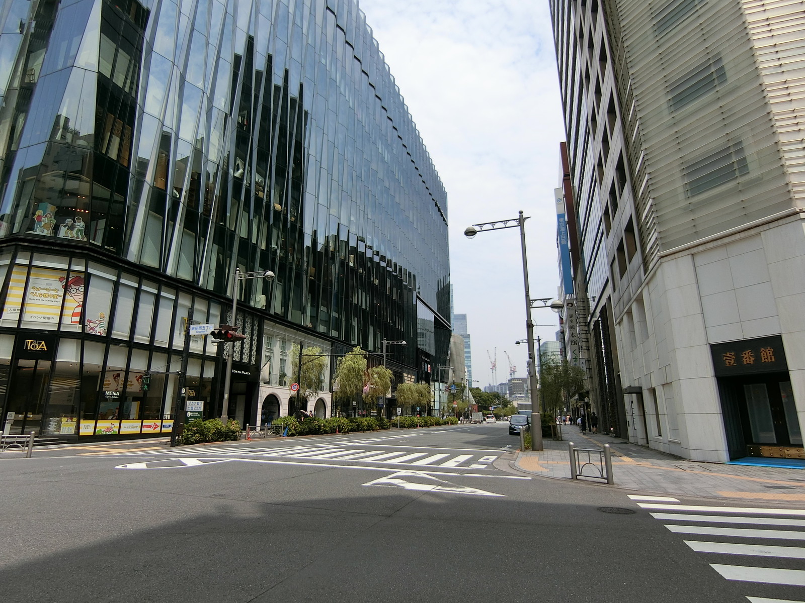 近くの外堀通り