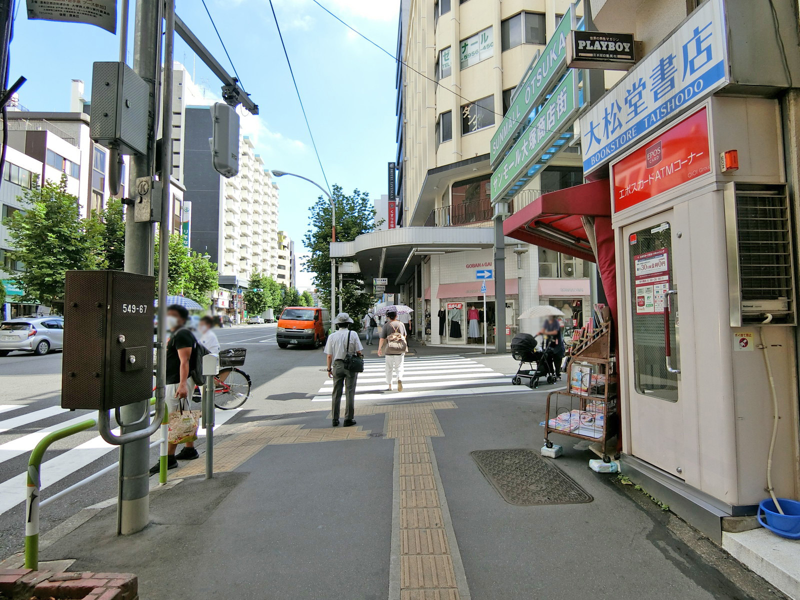 今井三菱ビル前面の通り