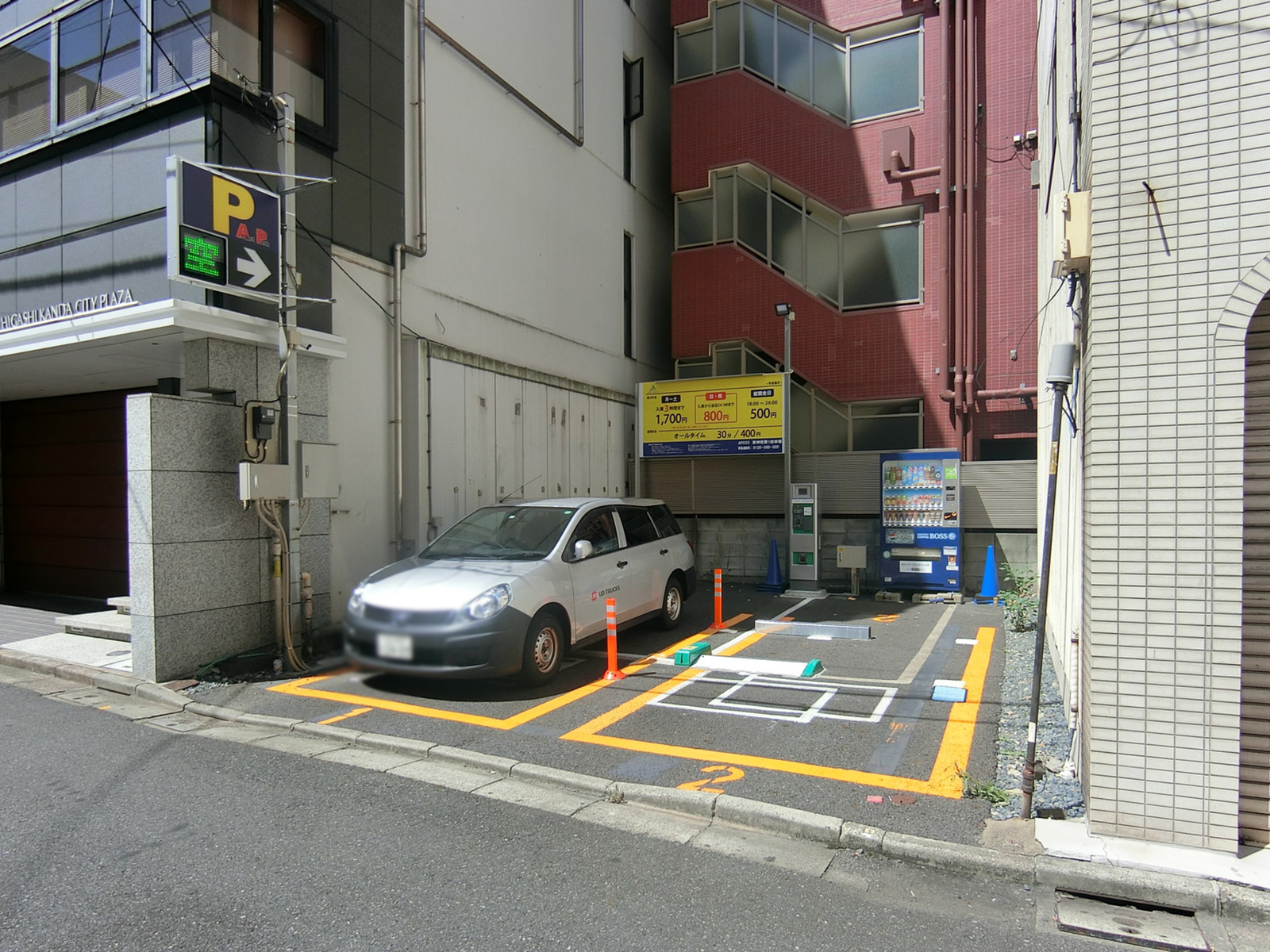 並びのコインパーキング