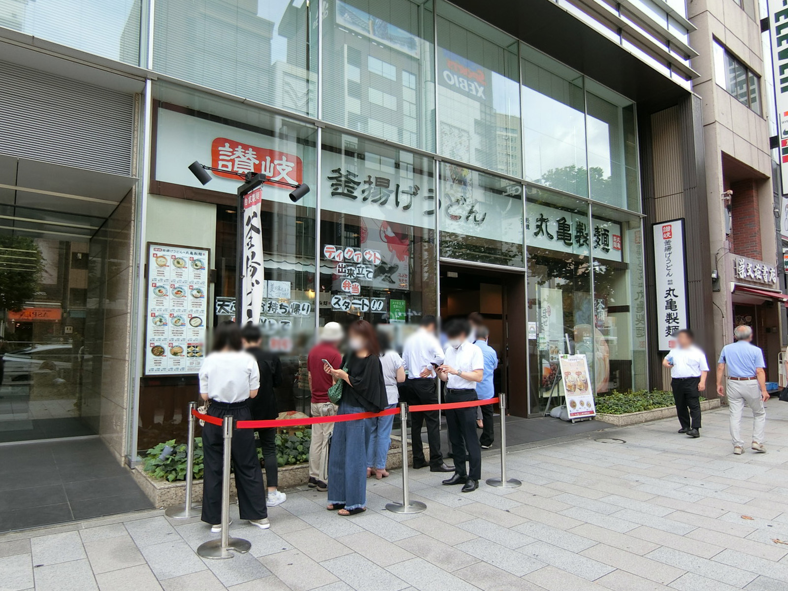 徒歩2分の丸亀製麺神田小川町