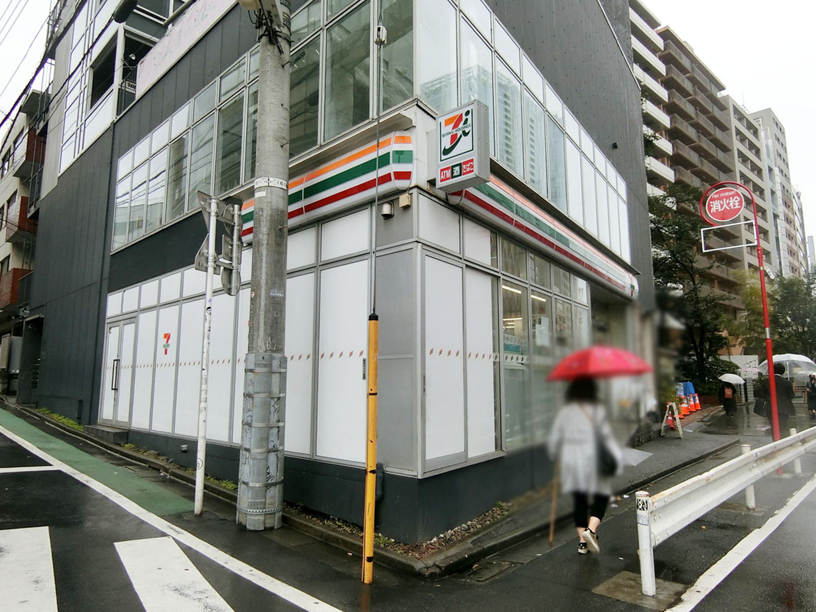 徒歩1分のセブンイレブン