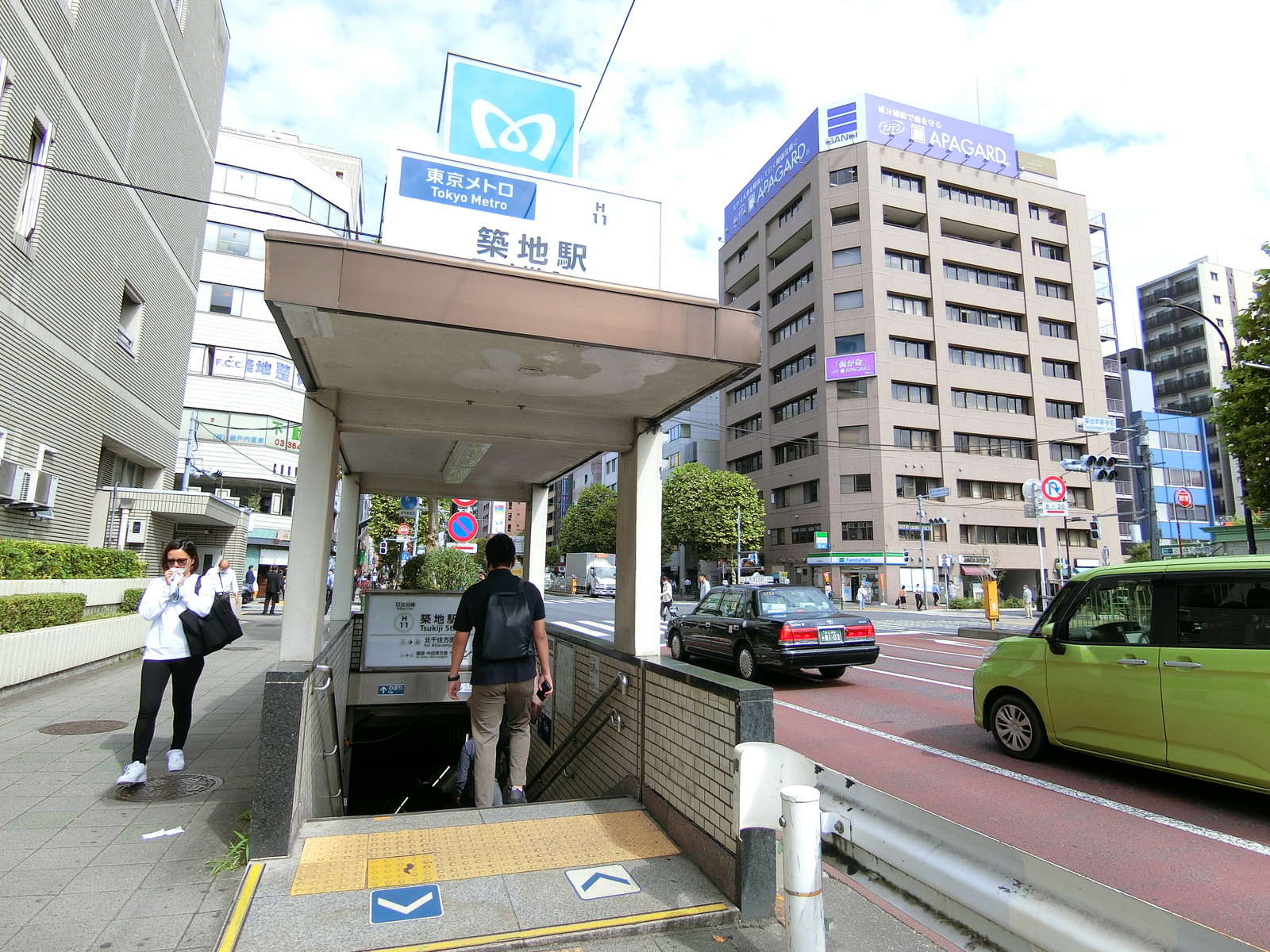最寄りの「築地駅」