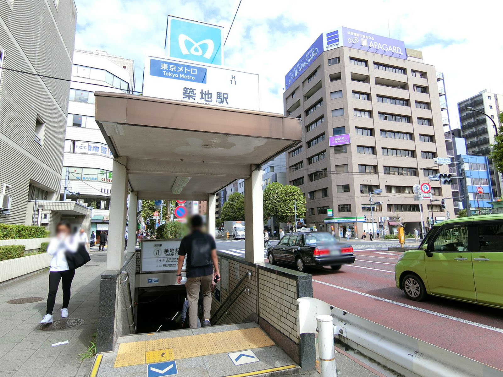 最寄りの「築地駅」