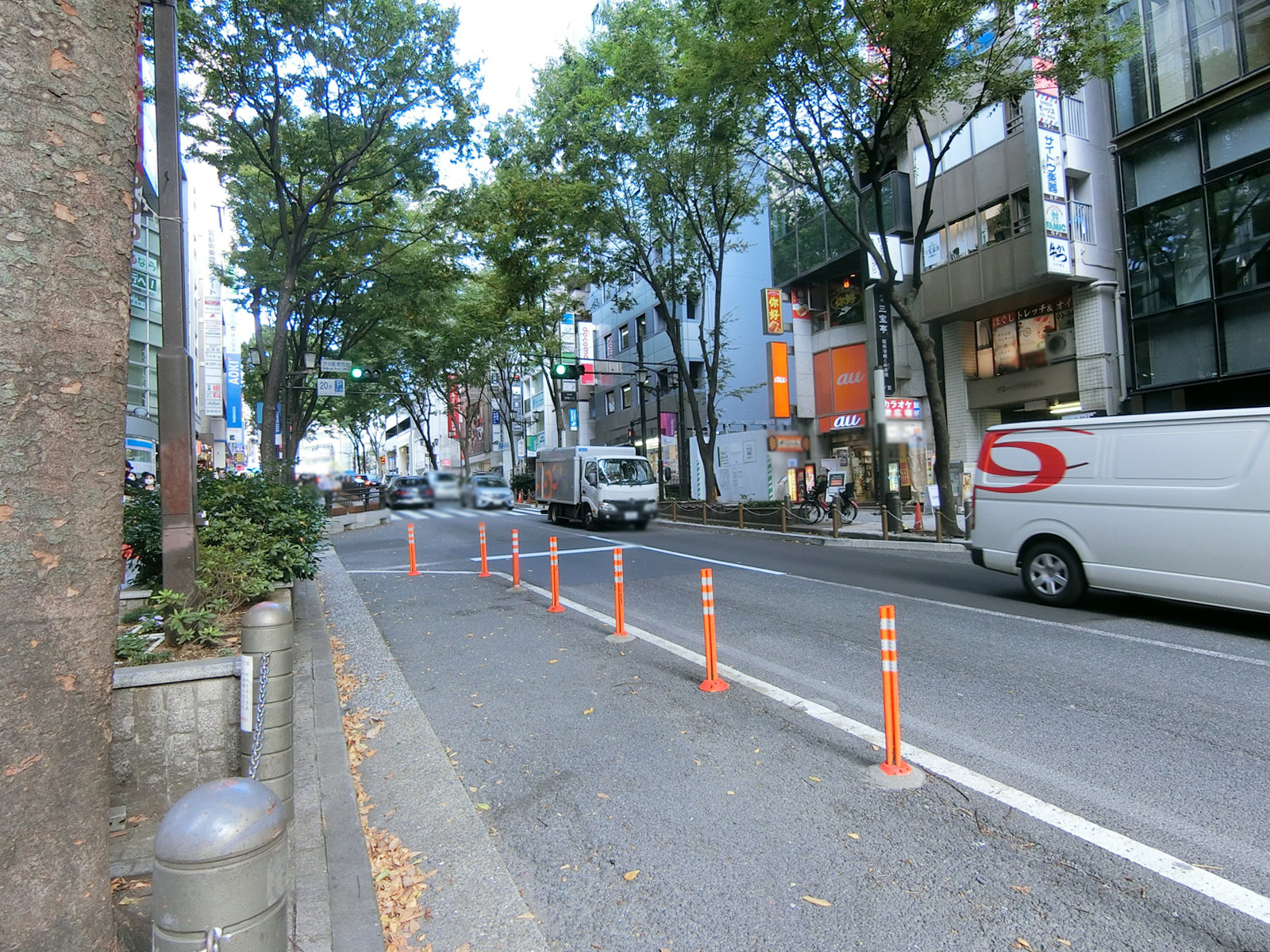 CR-VITE前面の宮益坂