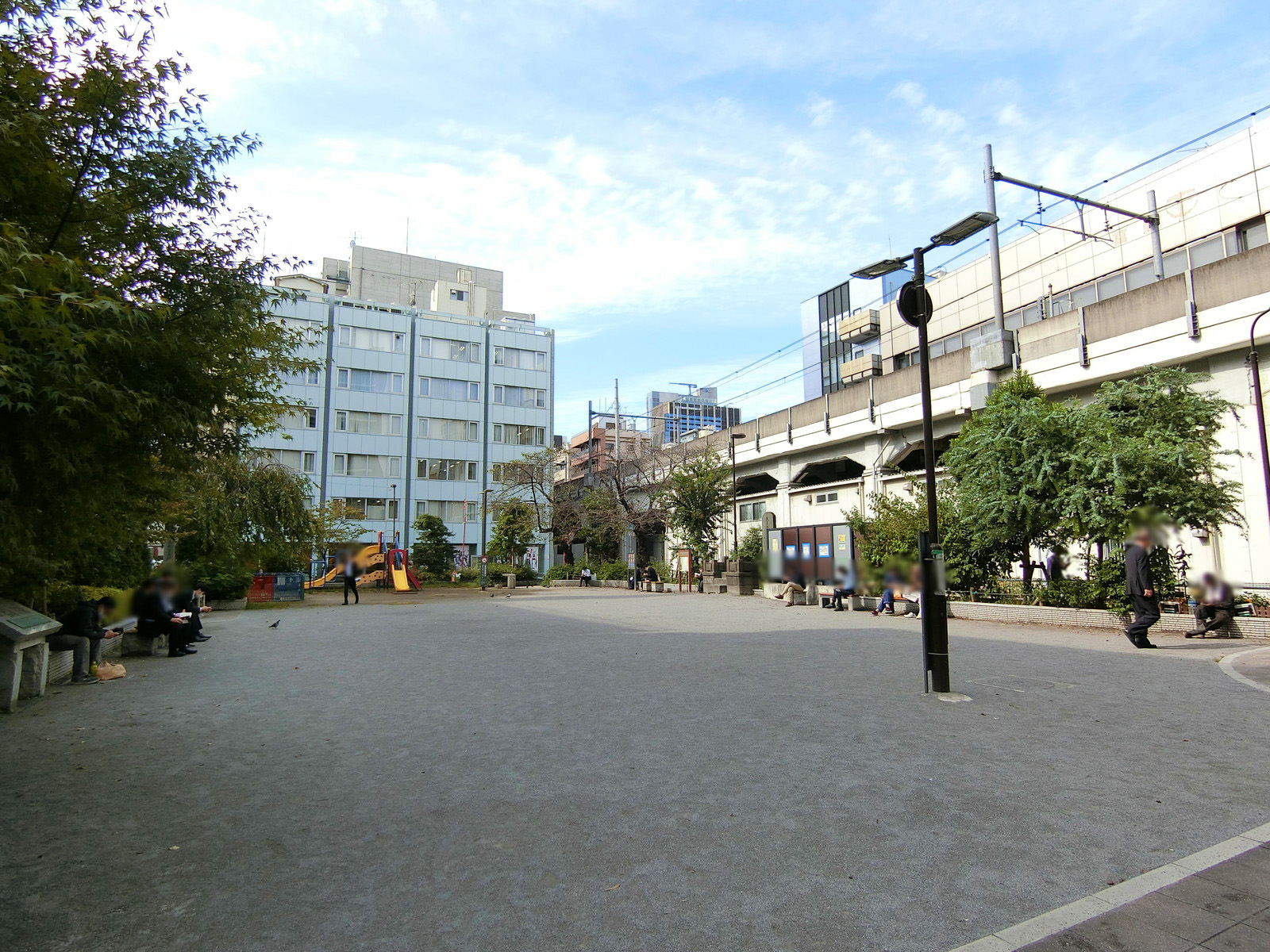 至近の佐久間公園