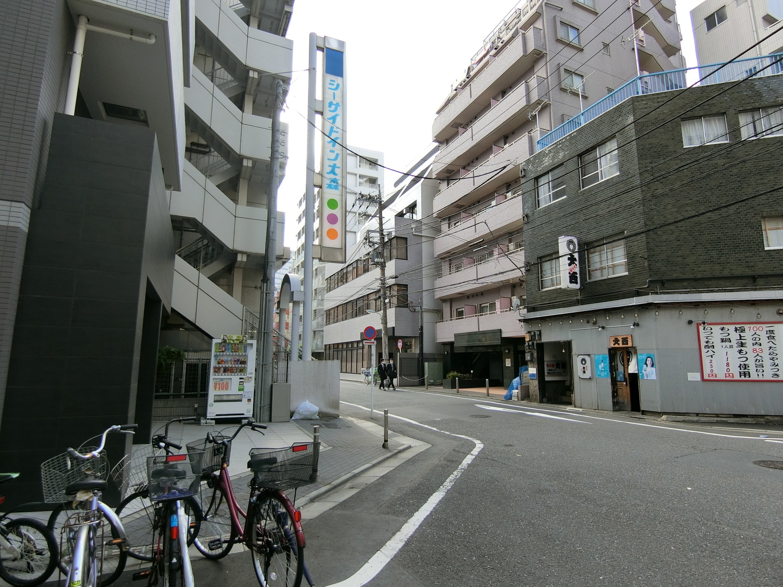 エイコウ大森ビル前面の通り
