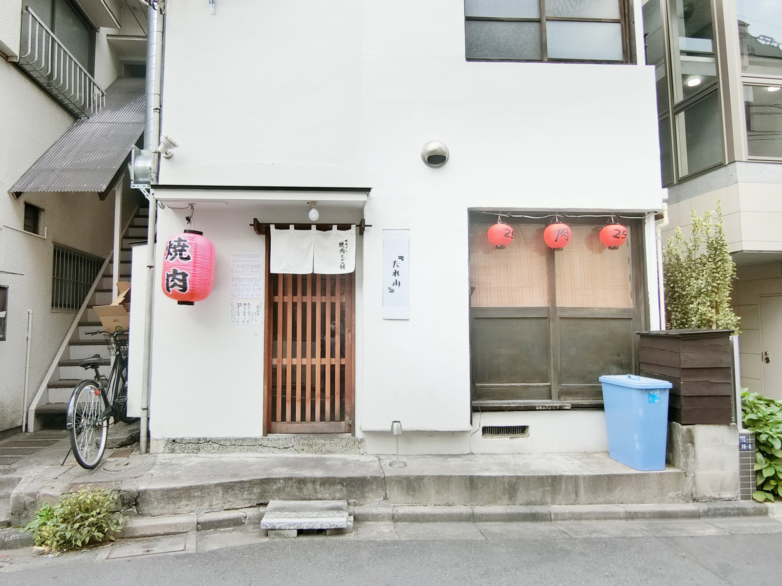 徒歩1分のたれ山
