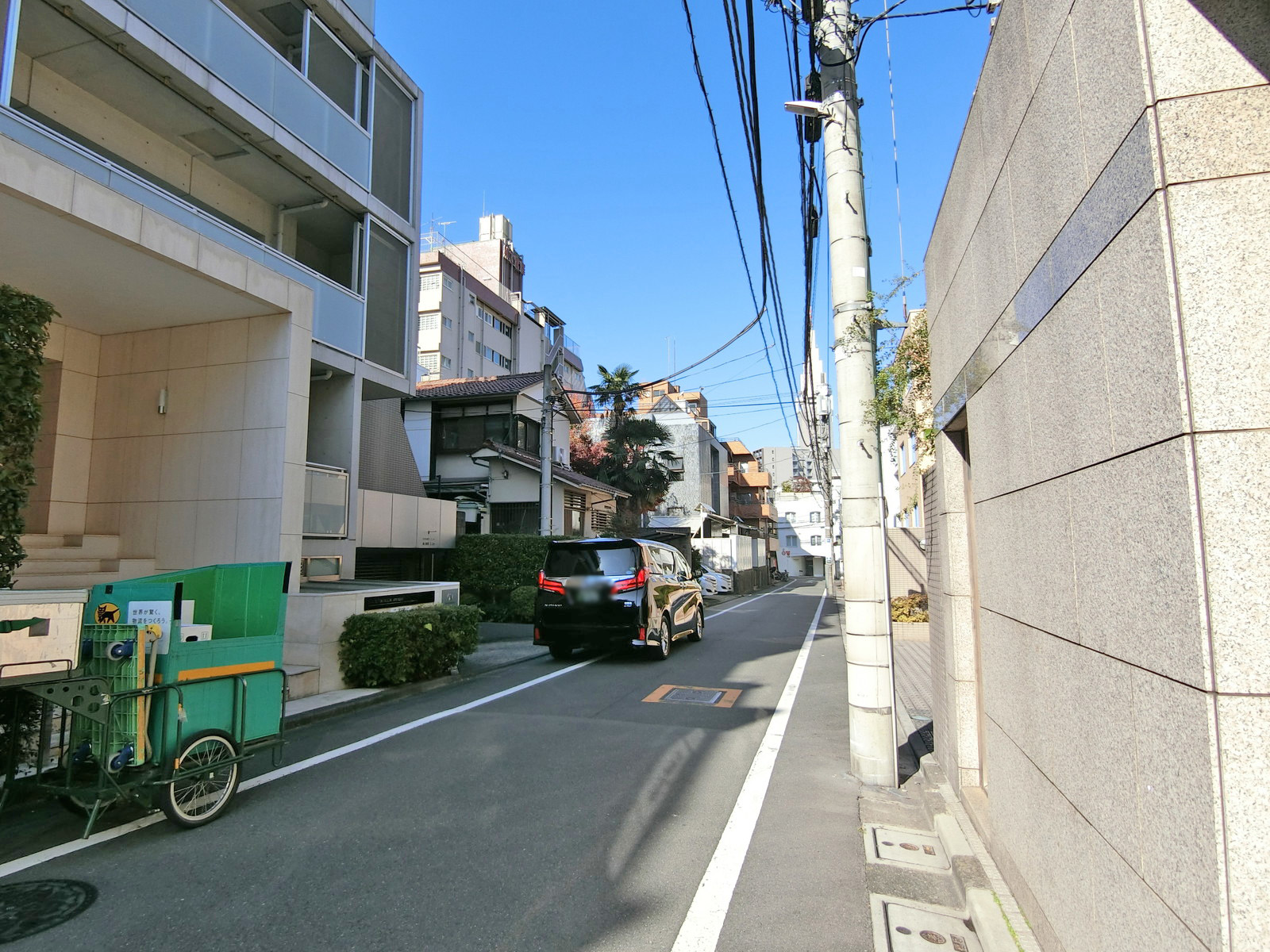 ル・グラン原宿前面の通り