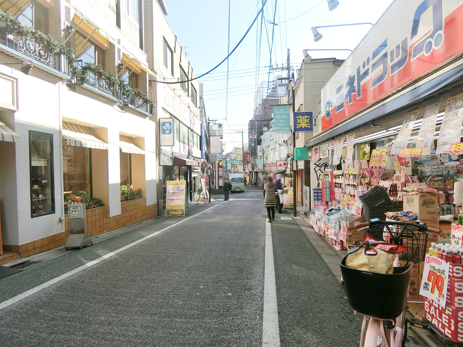 大内ビル前面の通り