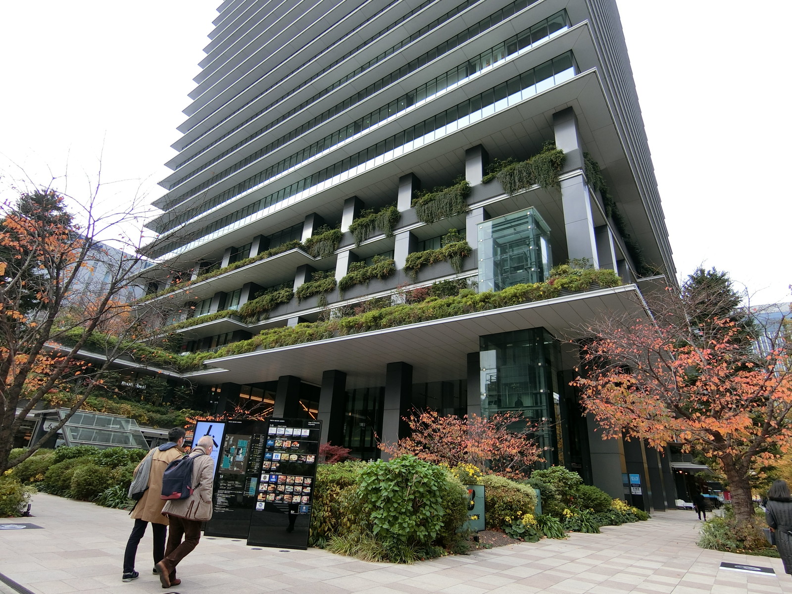 付近の京橋スクエア