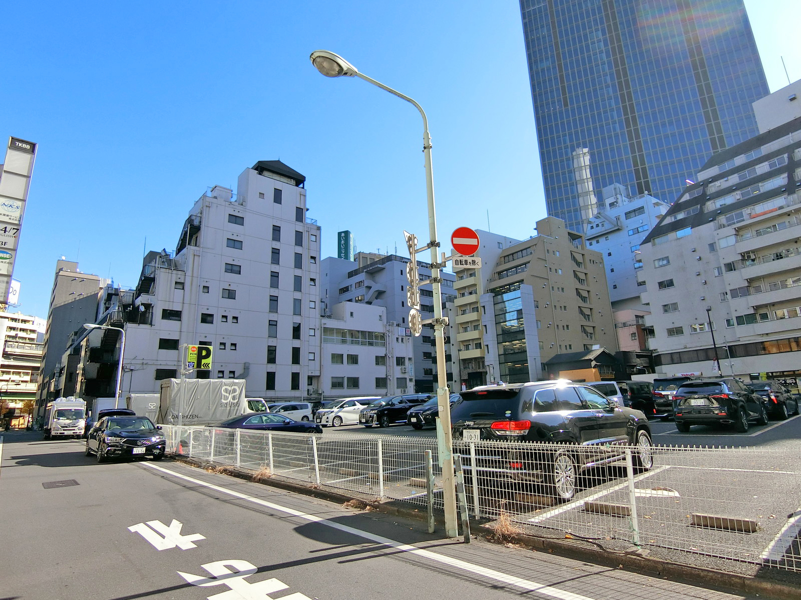 周辺は閑静なエリア