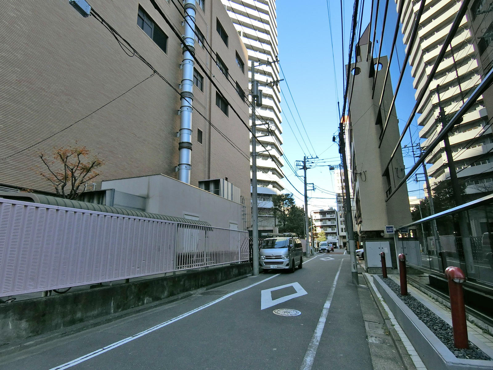 周辺は閑静なエリア