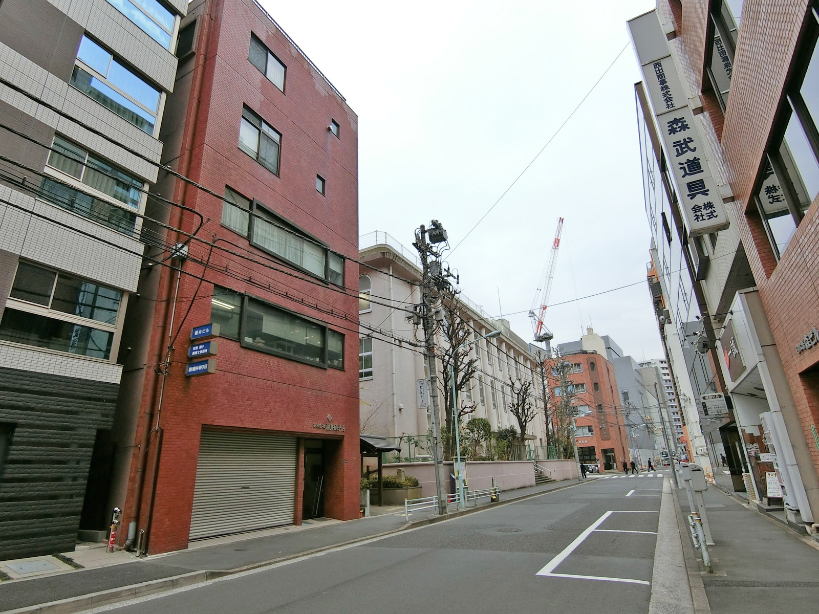 周辺は閑静なエリア