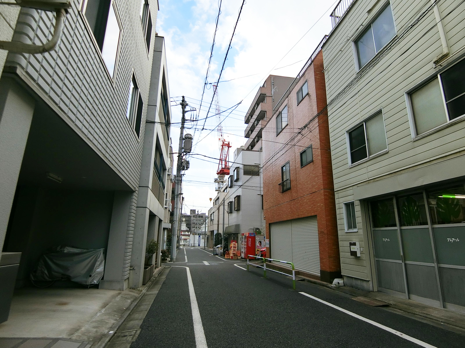 吉川ビル前面の通り