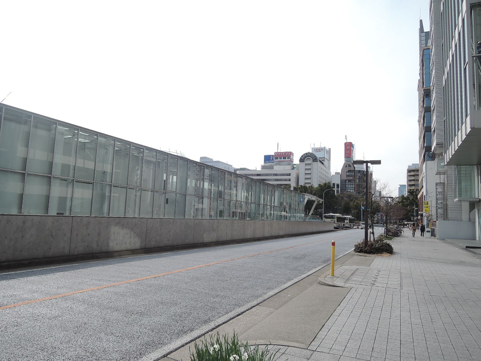 前面の通り