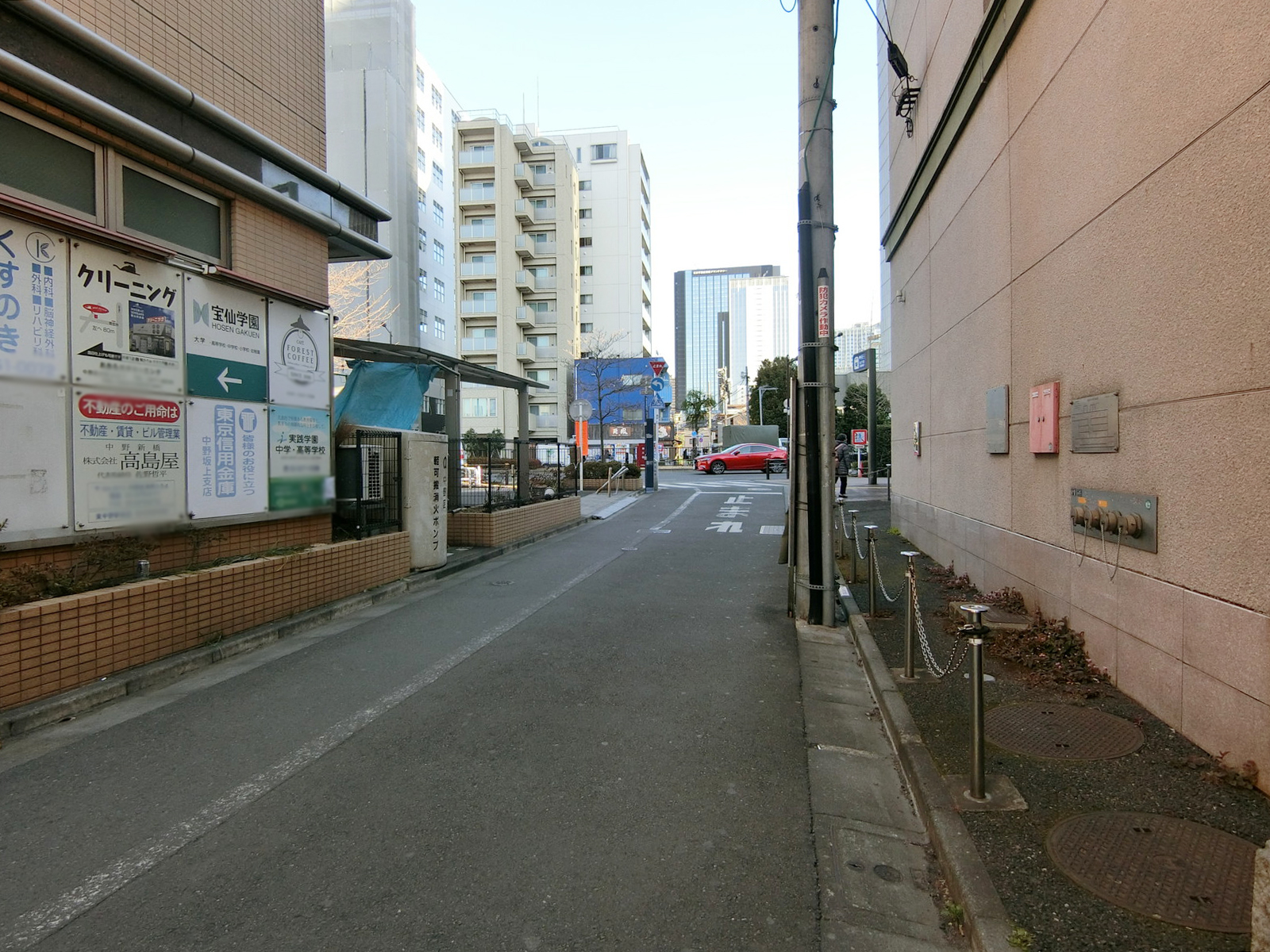 AMNY坂上前面の通り