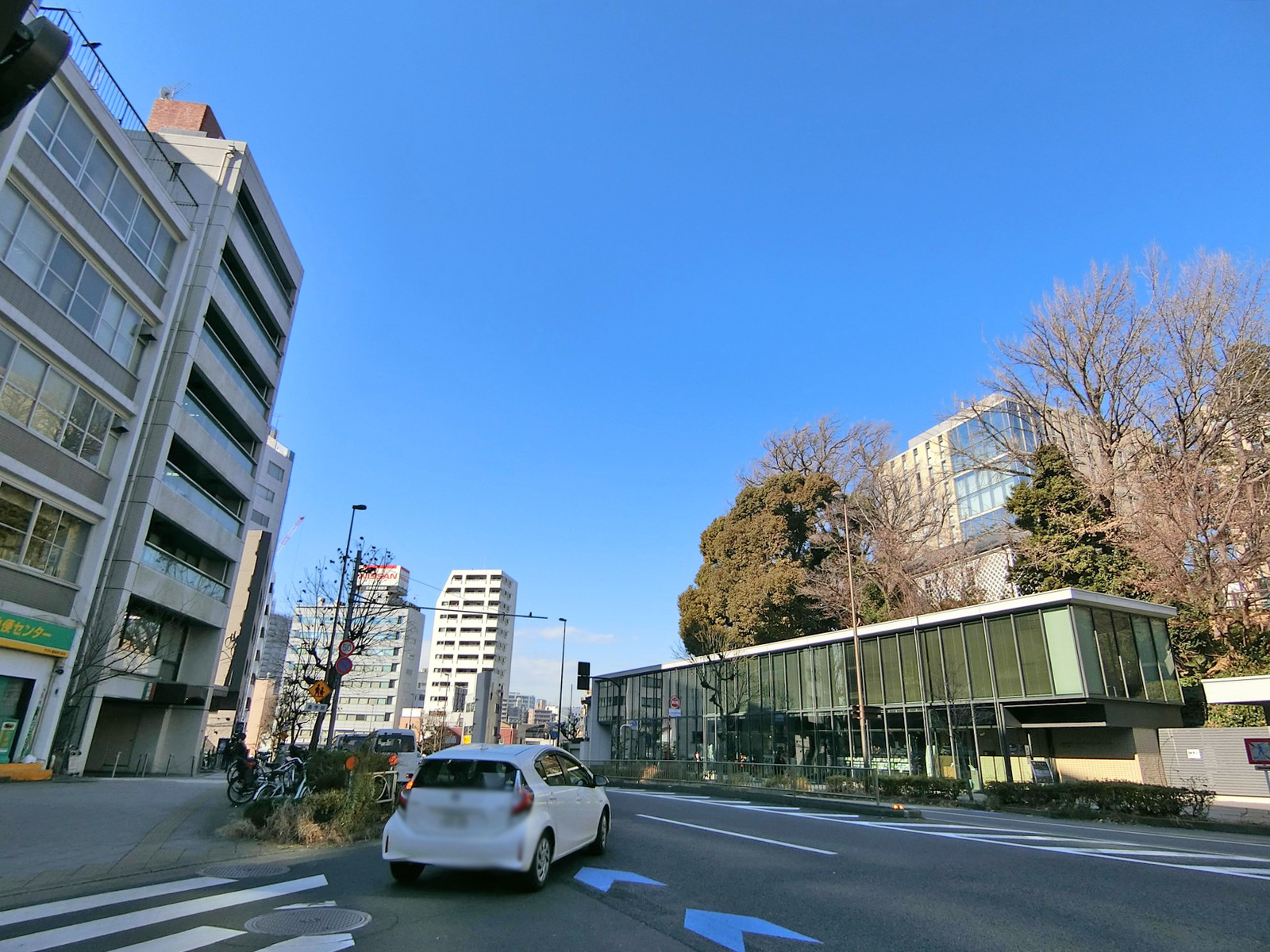 周辺は落ち着いた雰囲気のエリア