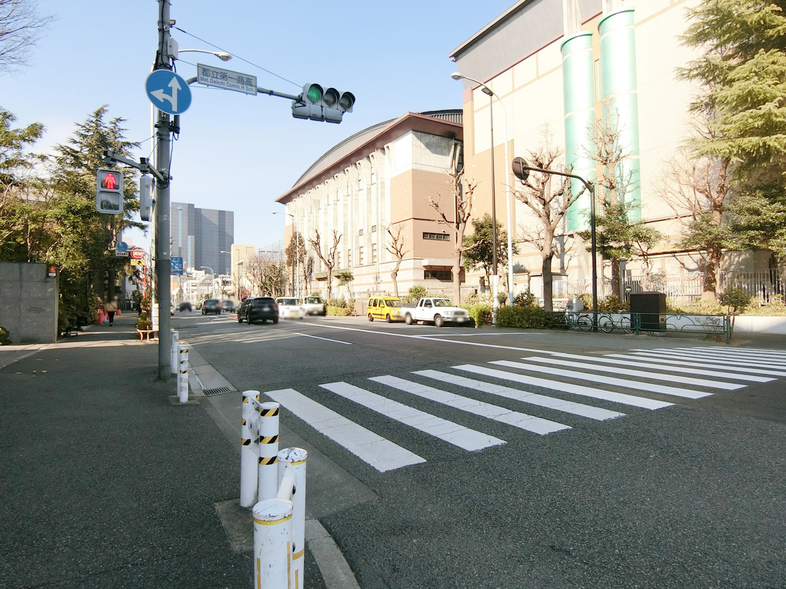 寺田レジデンス前面の旧山手通り
