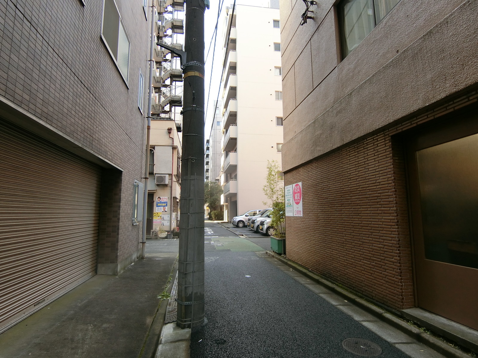 センチュリーホーム日本橋浜町前面の通り