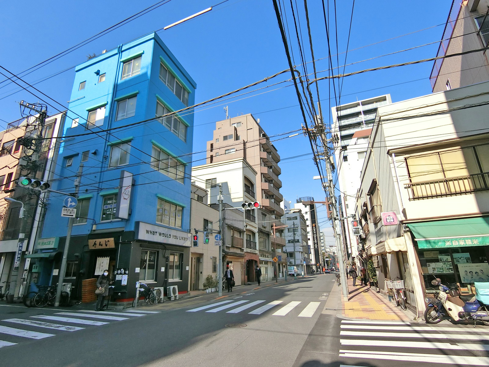 周辺は閑静なエリア