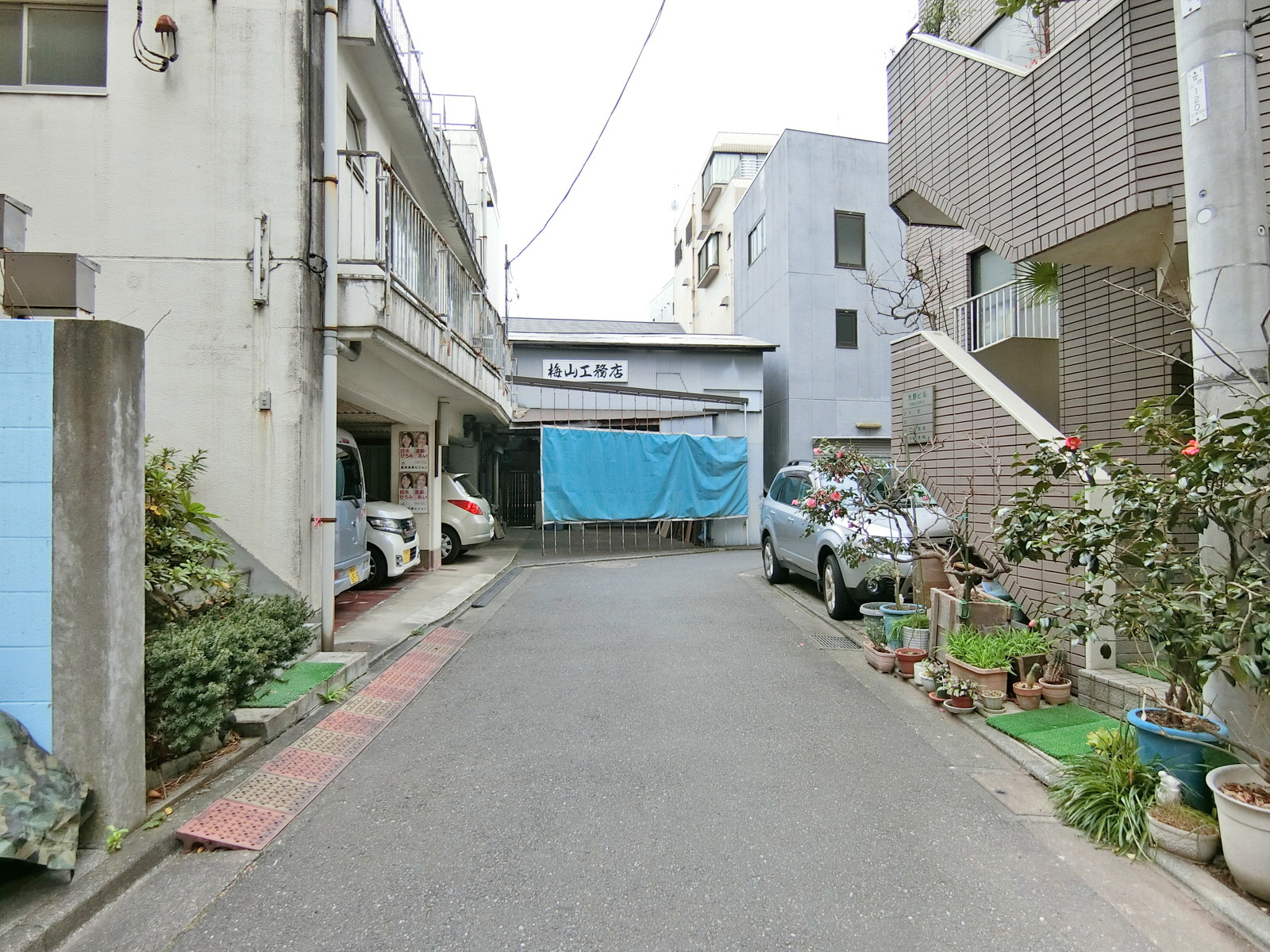 大野ビル前面の通り