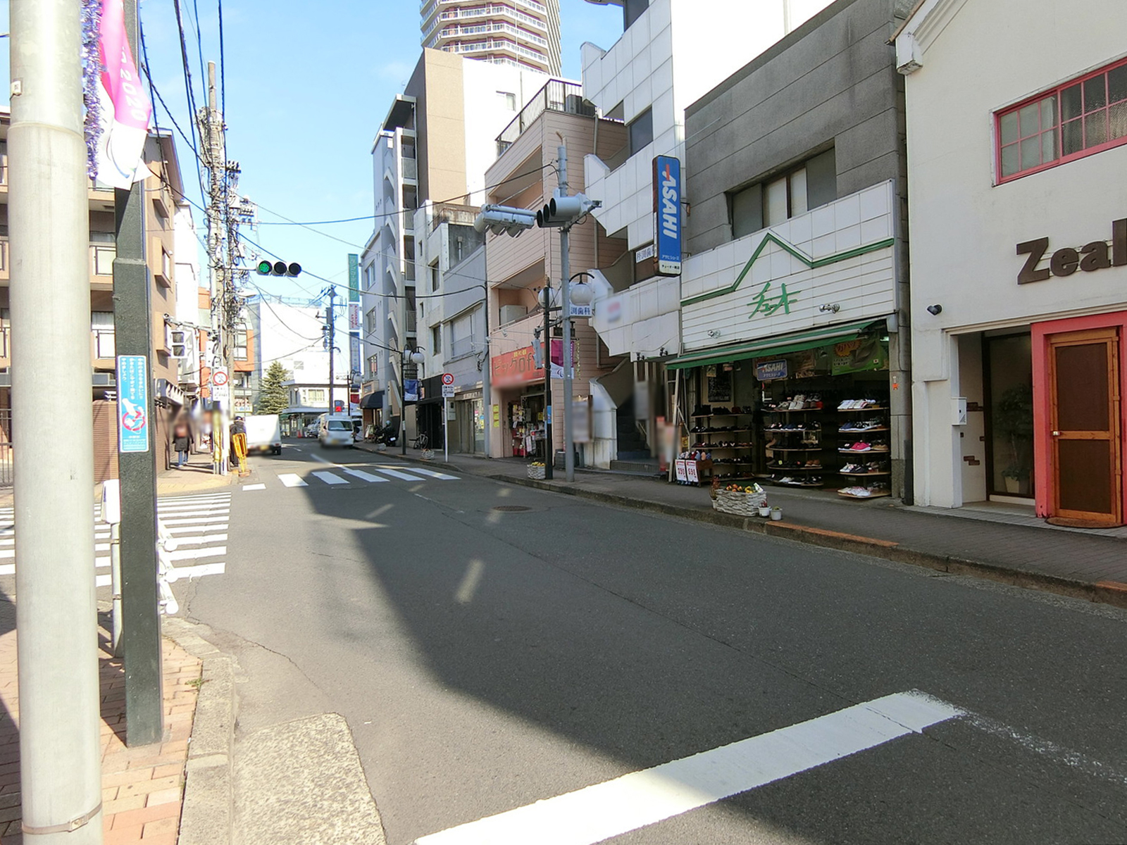 オクト森ビル前面の通り