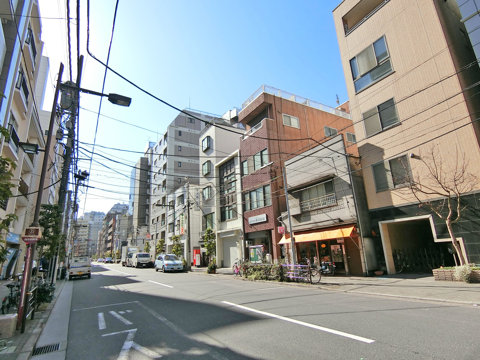 周辺は閑静なエリア