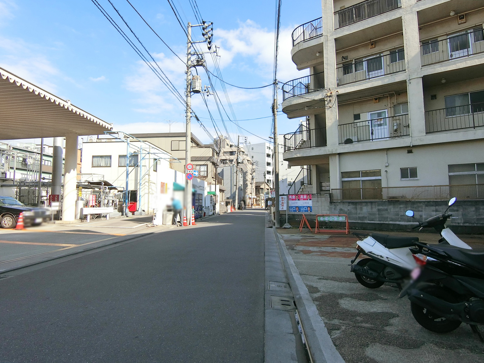 東京無線中野新橋ビル前面の通り
