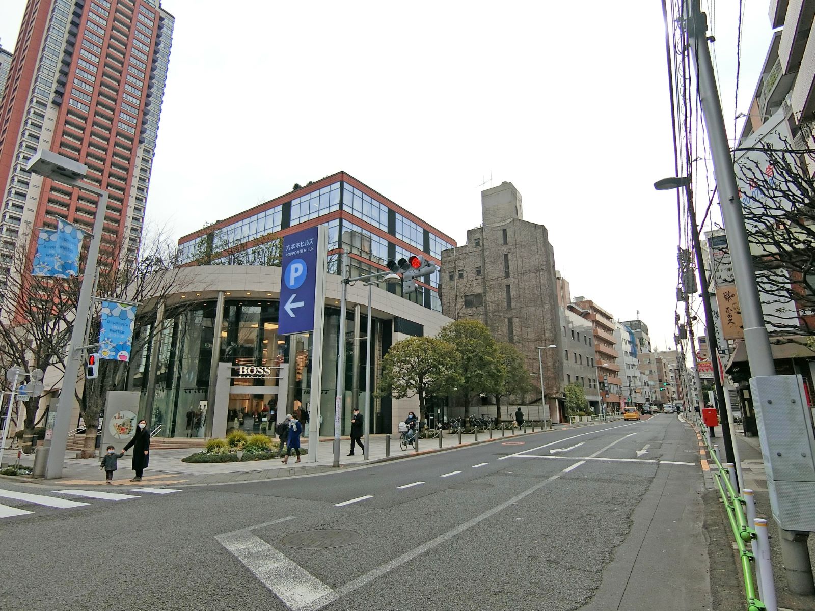 周辺は閑静なエリア