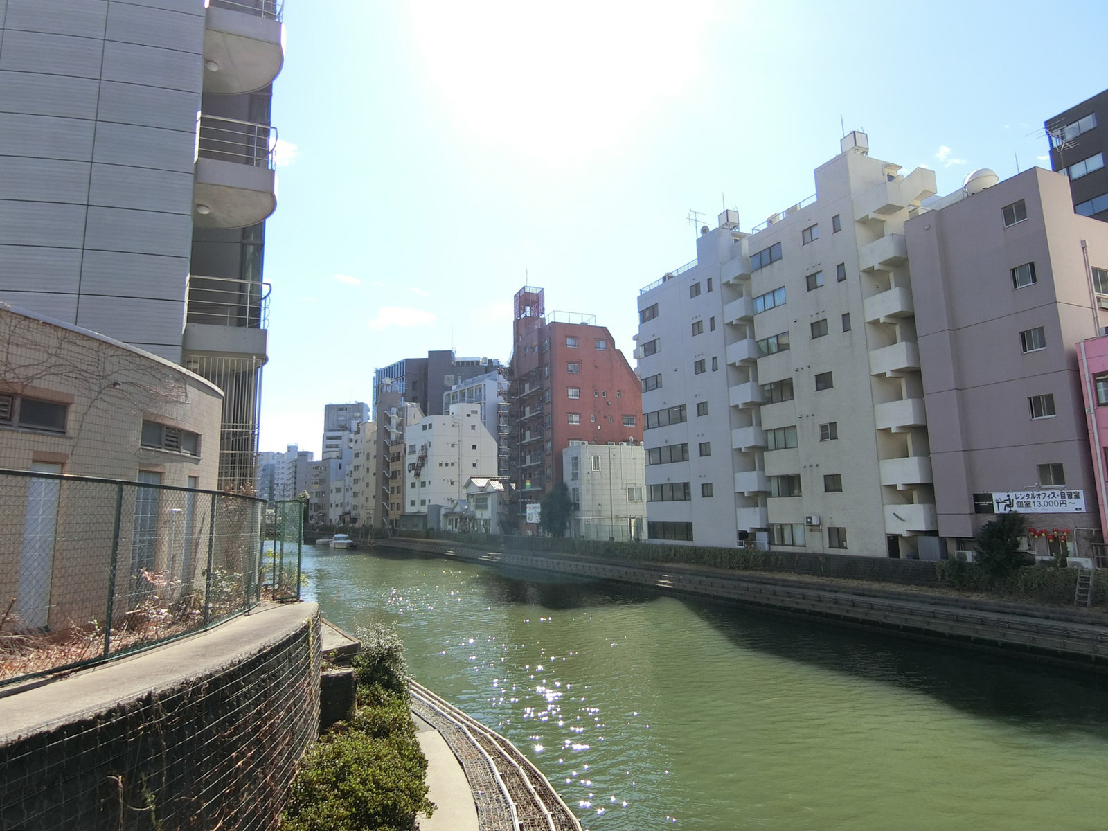付近の亀島川