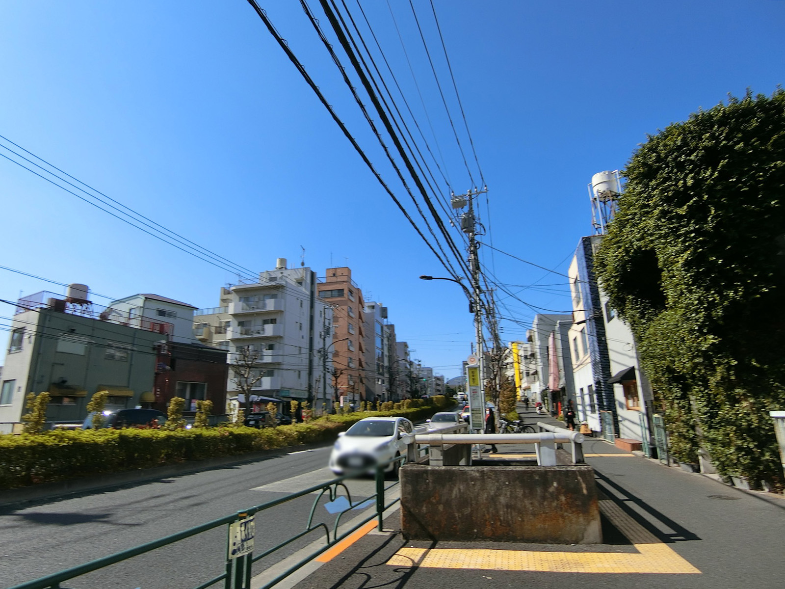 至近の松見坂
