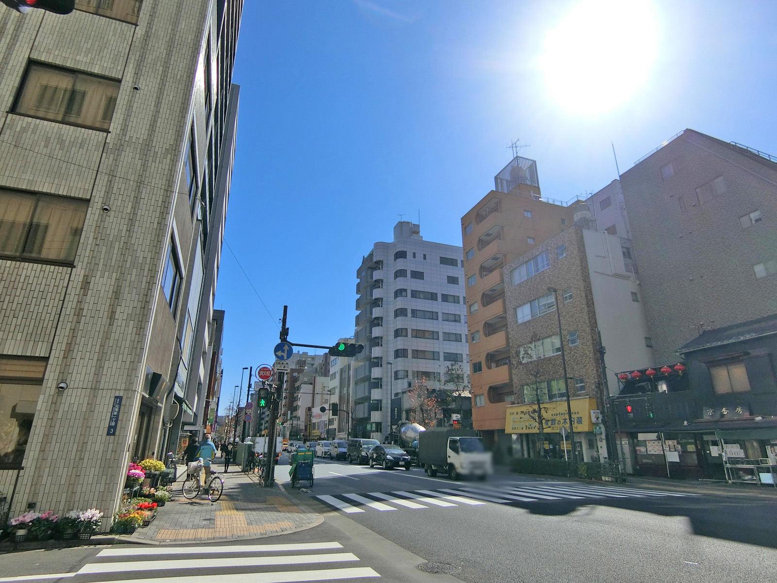付近の春日通り