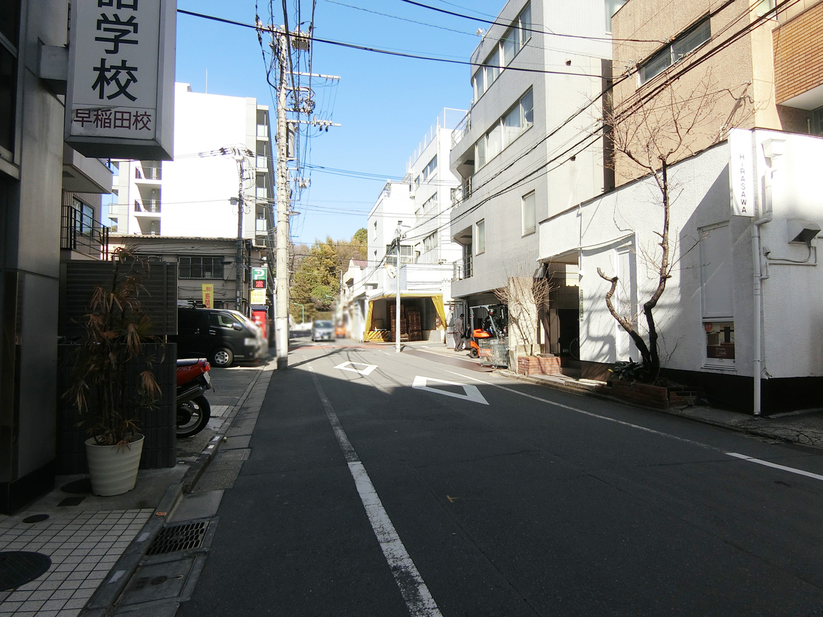 ブライトンビル前面の通り