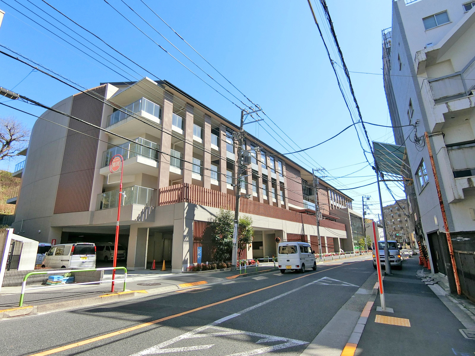 周辺は閑静なエリア