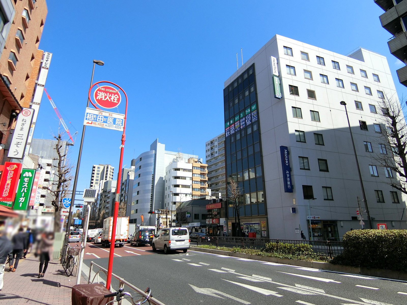 付近の本郷通り