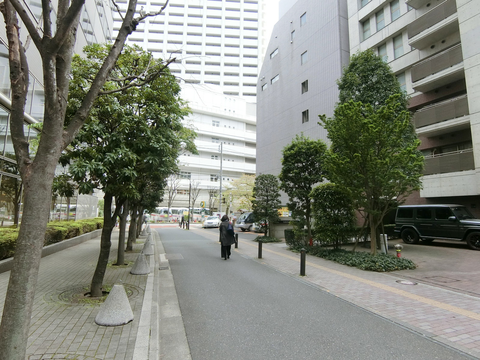 芝SIAビル前面の通り