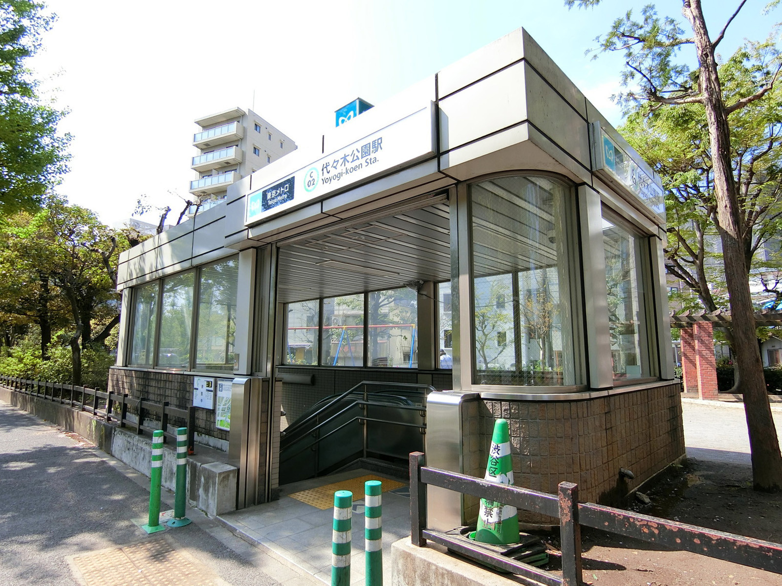 「代々木公園駅｣より徒歩4分