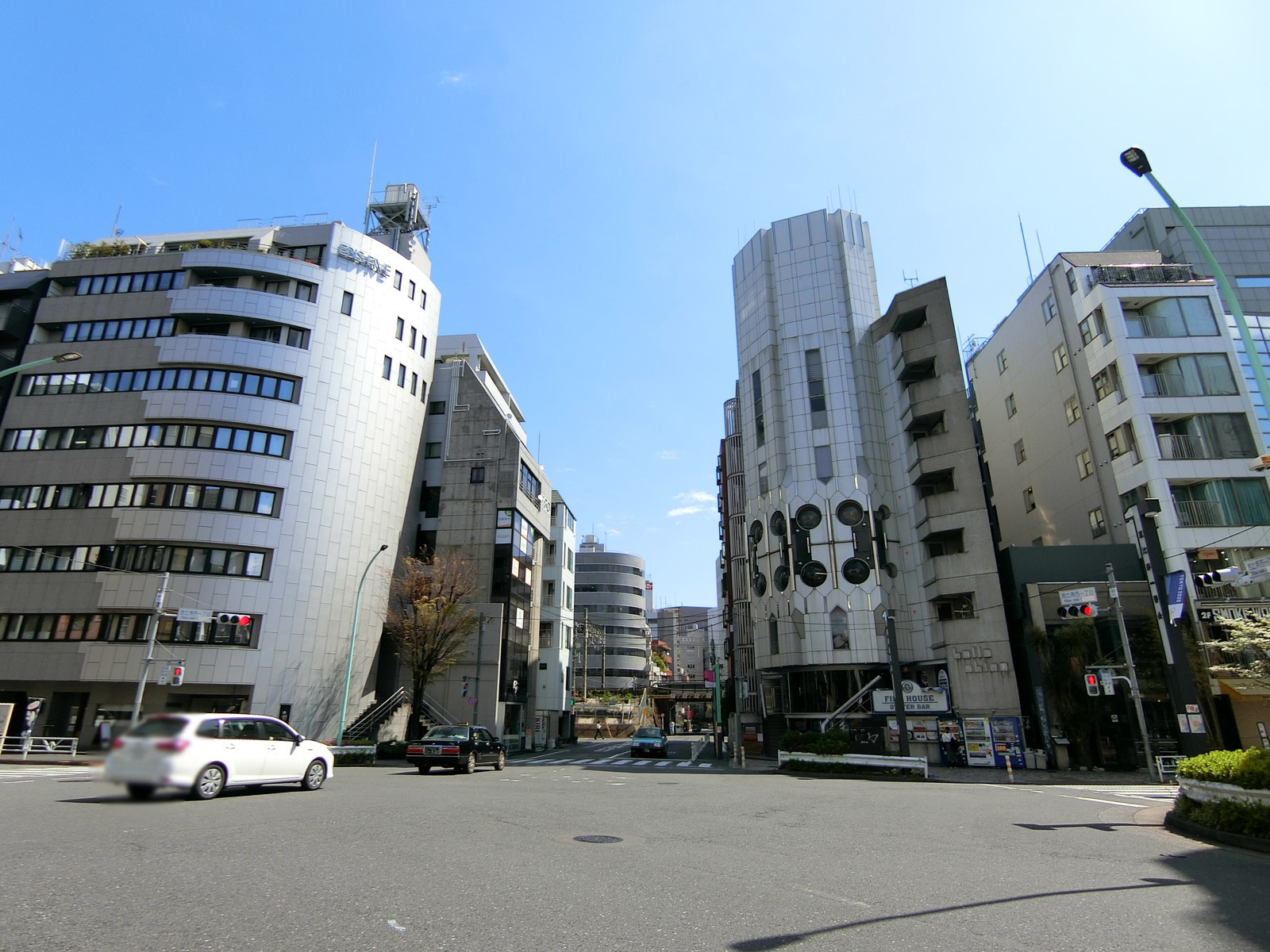 付近の恵比寿西一丁目交差点