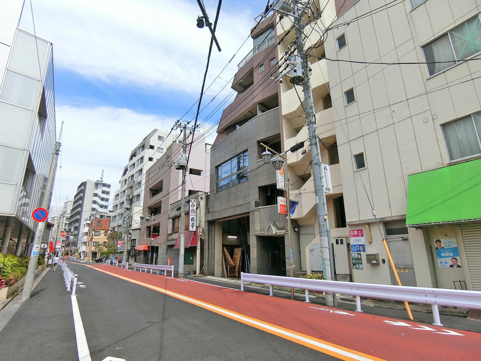 周辺は閑静なエリア