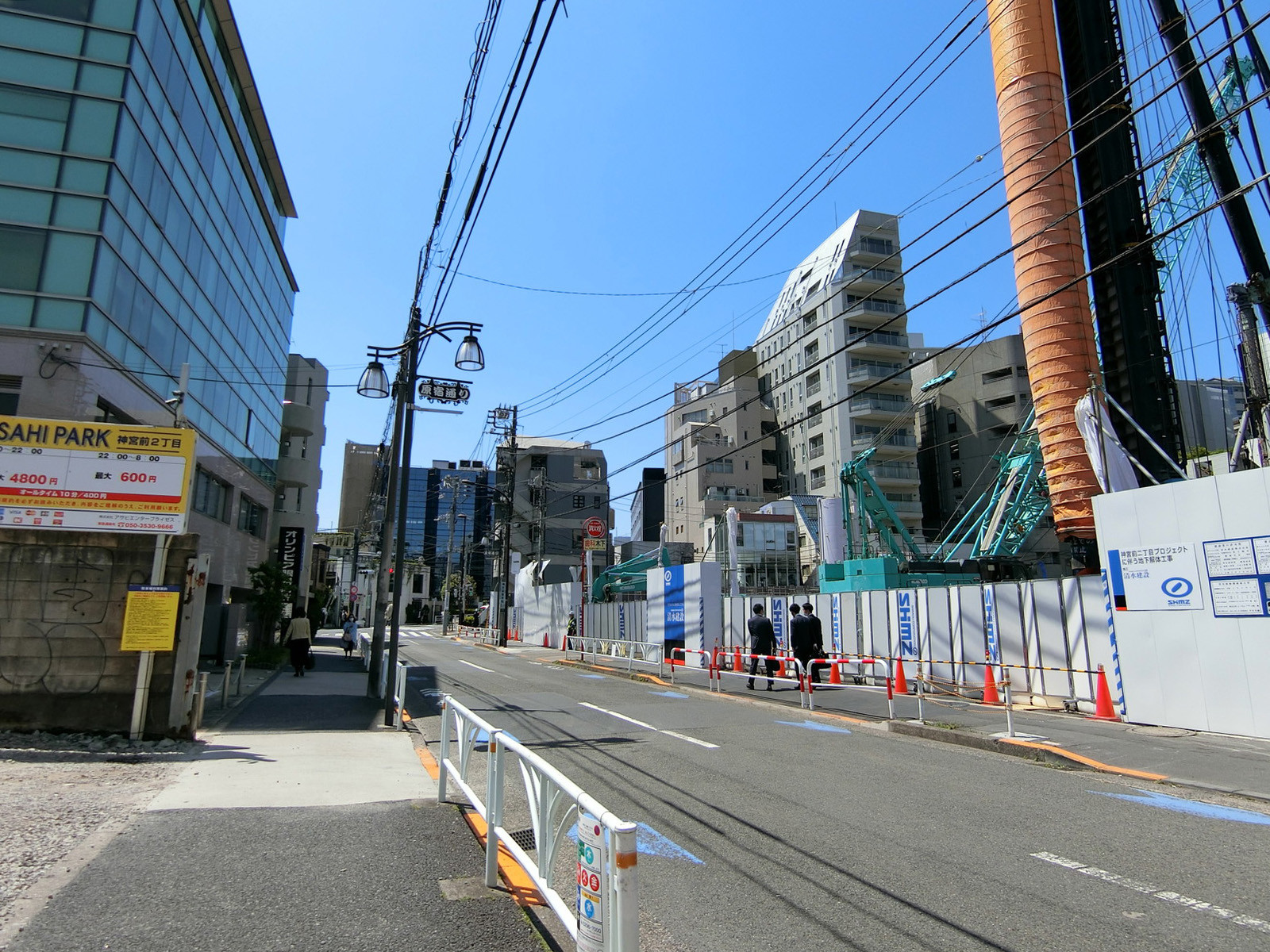 周辺は落ち着いた雰囲気のエリア