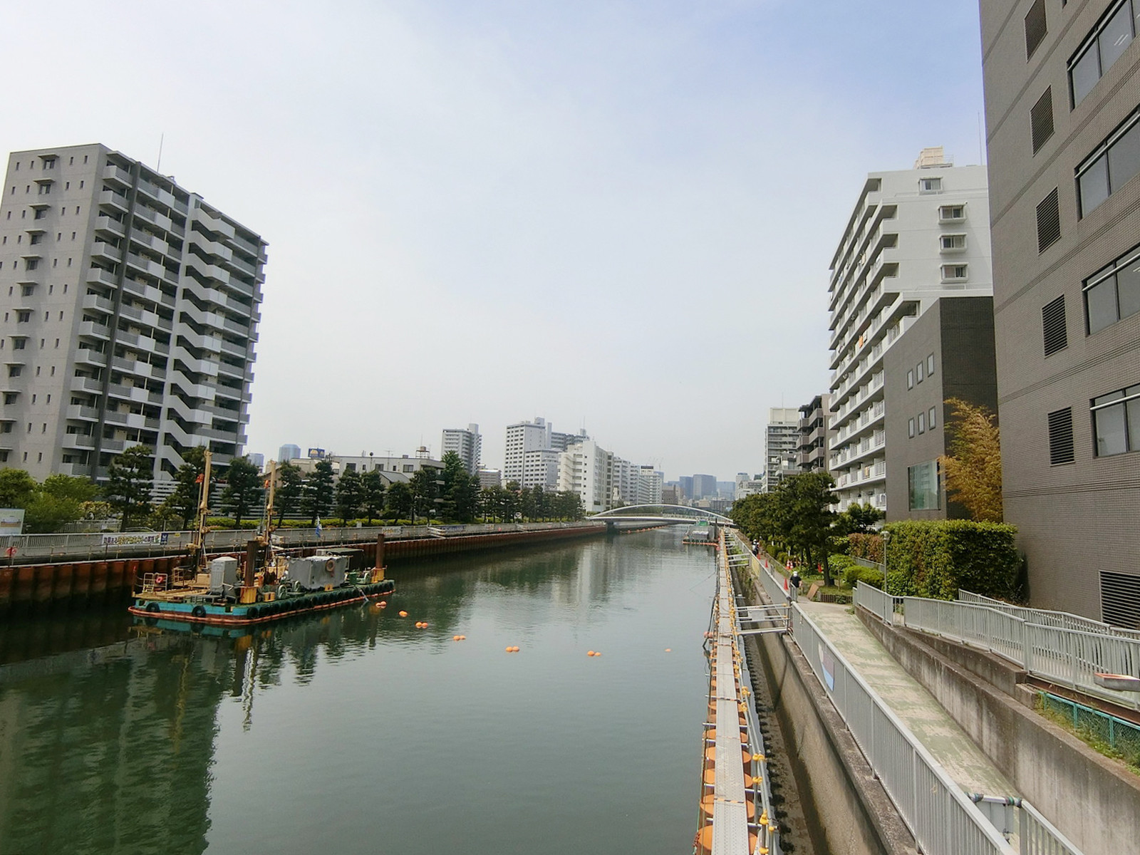 目の前には小名木川