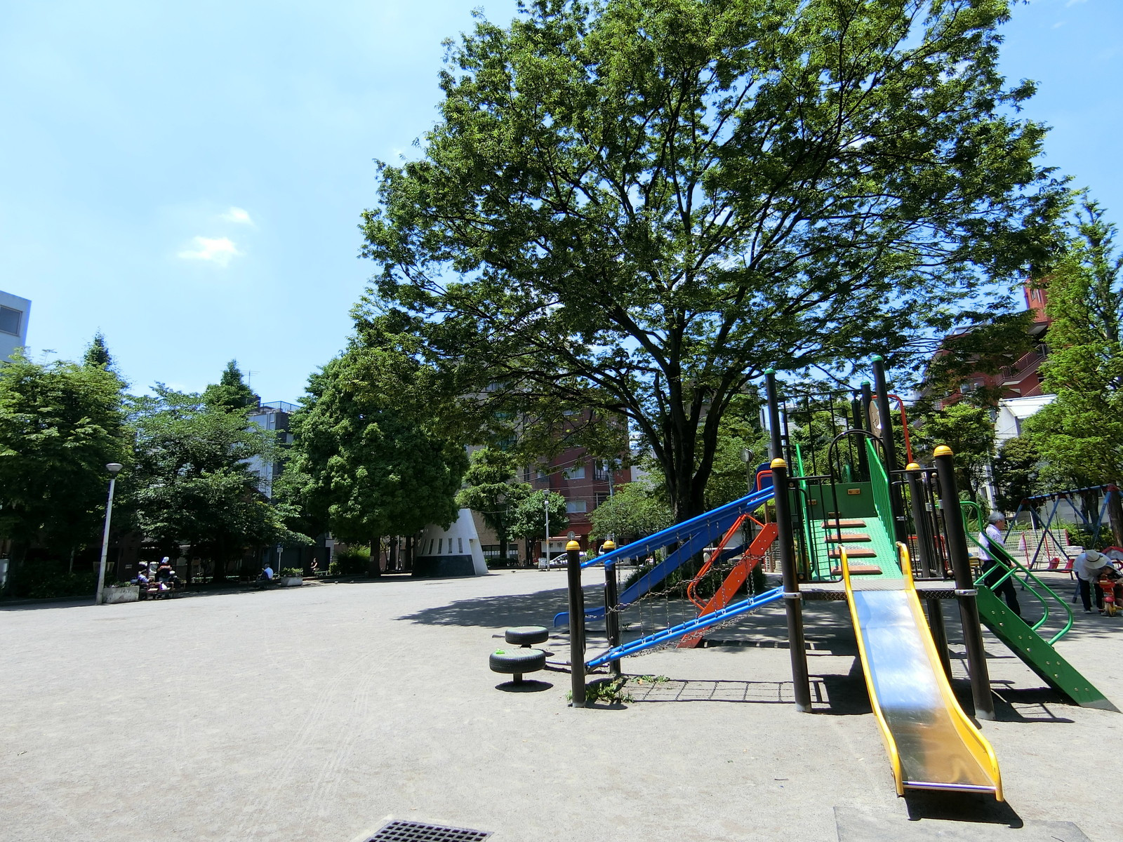 付近の台東区立富士公園