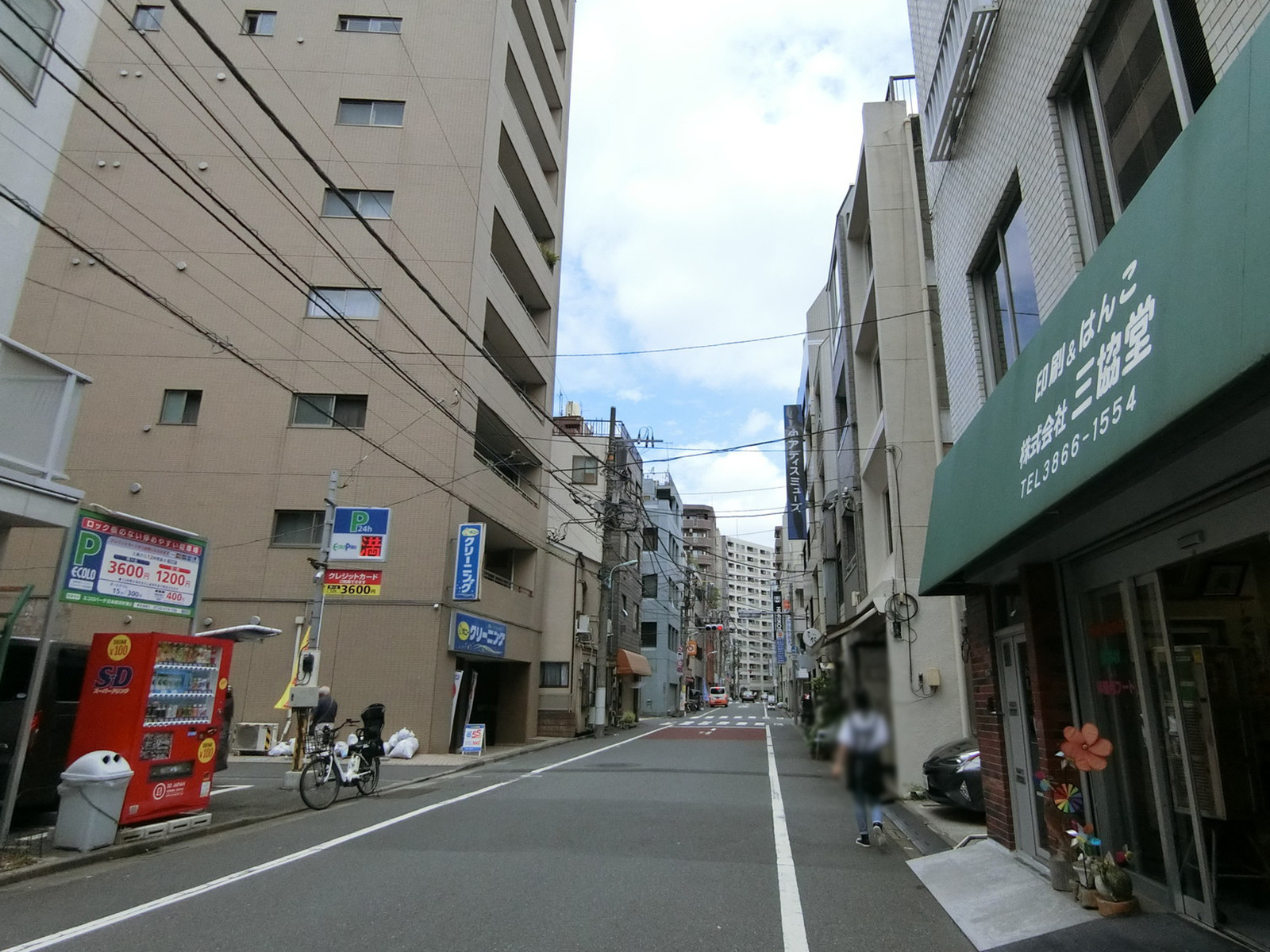 周辺は落ち着いたエリア