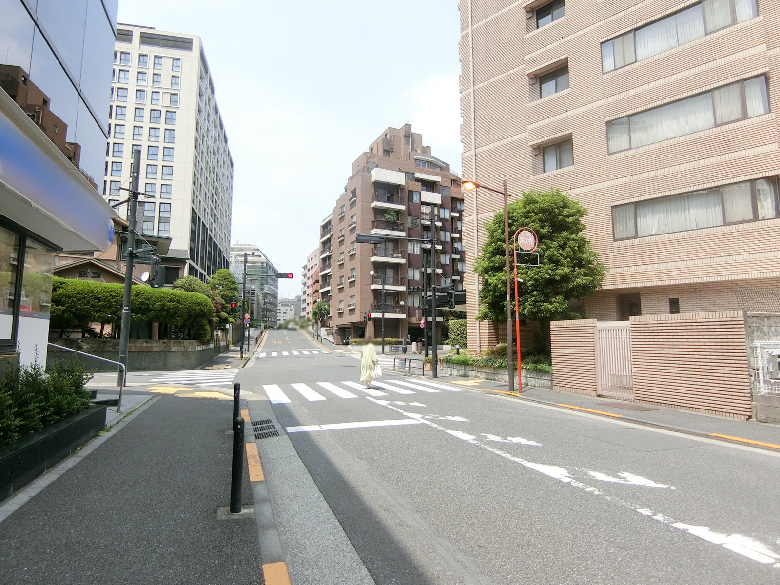 一番町中央ビル前面の通り