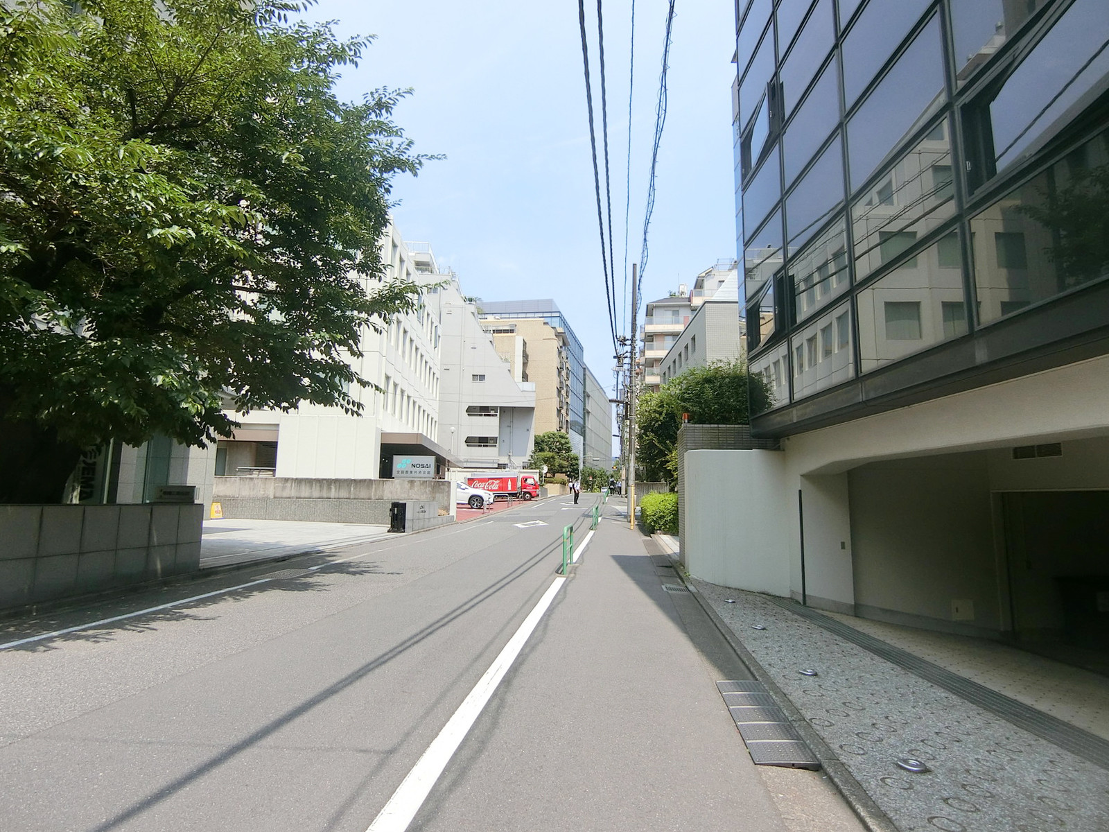 ラビ一番町前面の通り