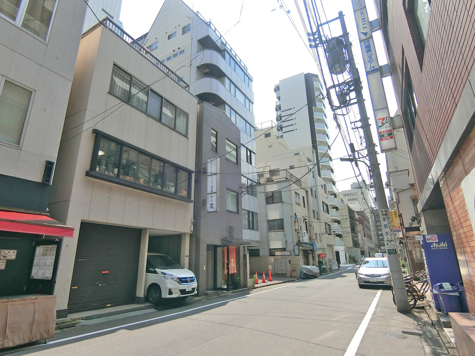 周辺は閑静なエリア