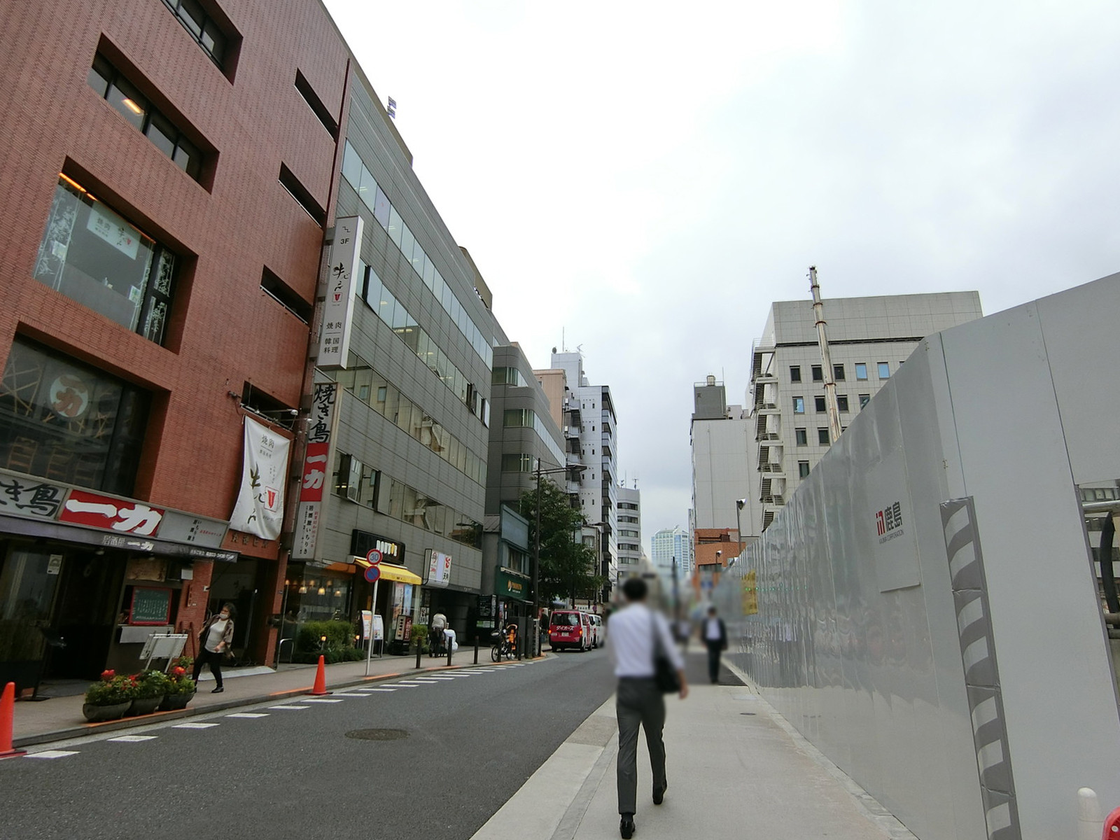 浜松町262ビル前面の通り