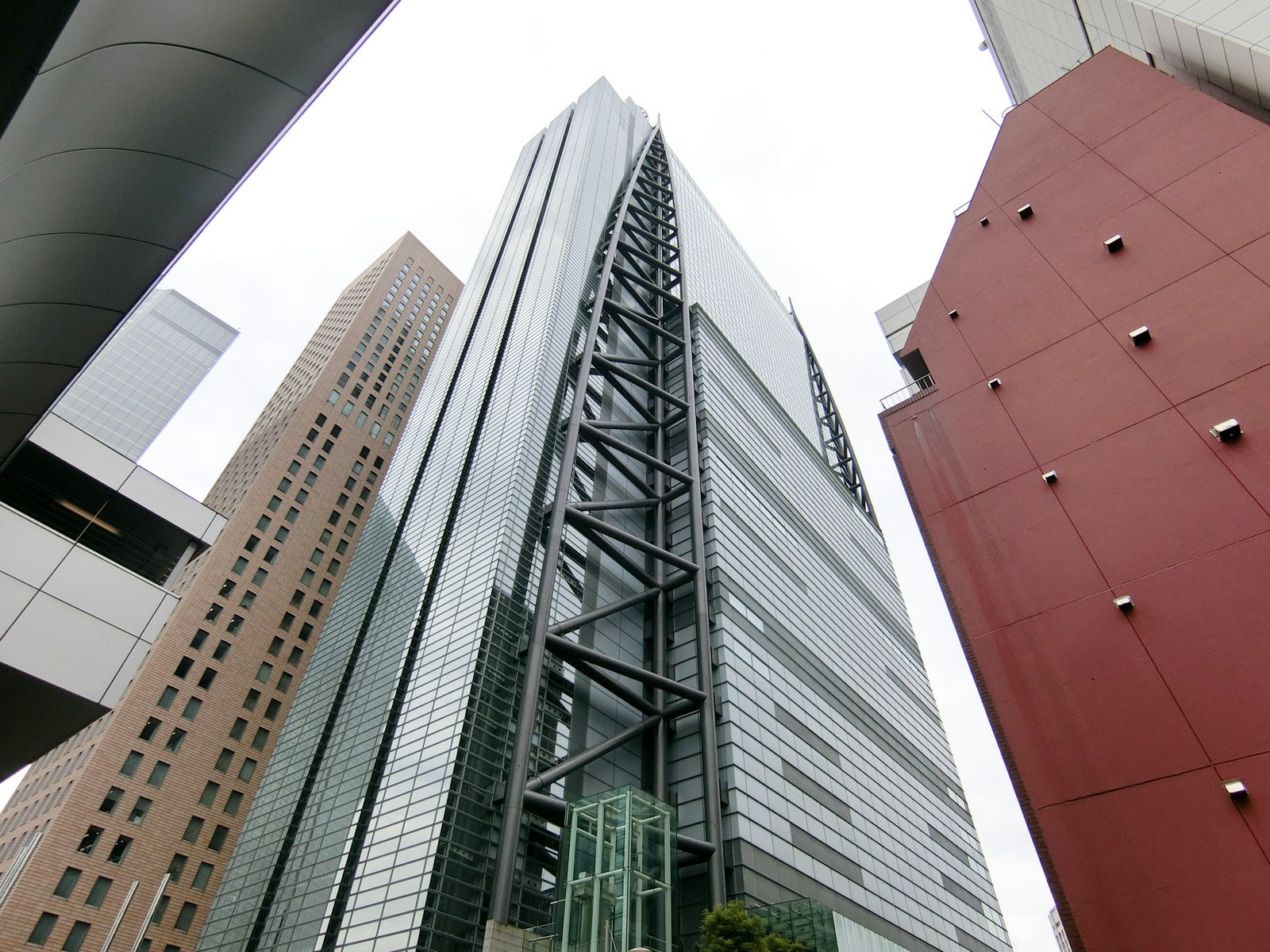 至近の日本テレビタワー