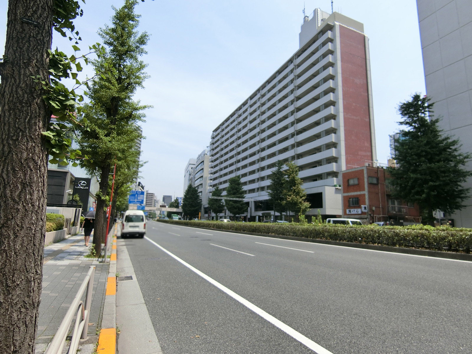 シャトー高輪前面の第一京浜