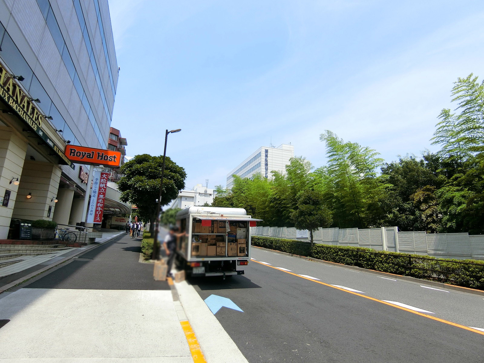 京急第7ビル前面の通り